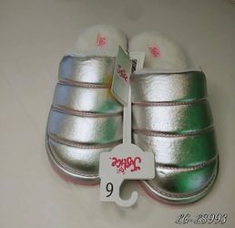 Justice silver fluffy slippers size 6.