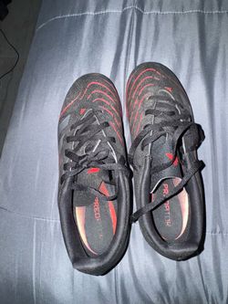 Soccer cleats