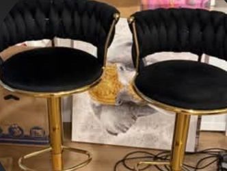 Set of two barstools