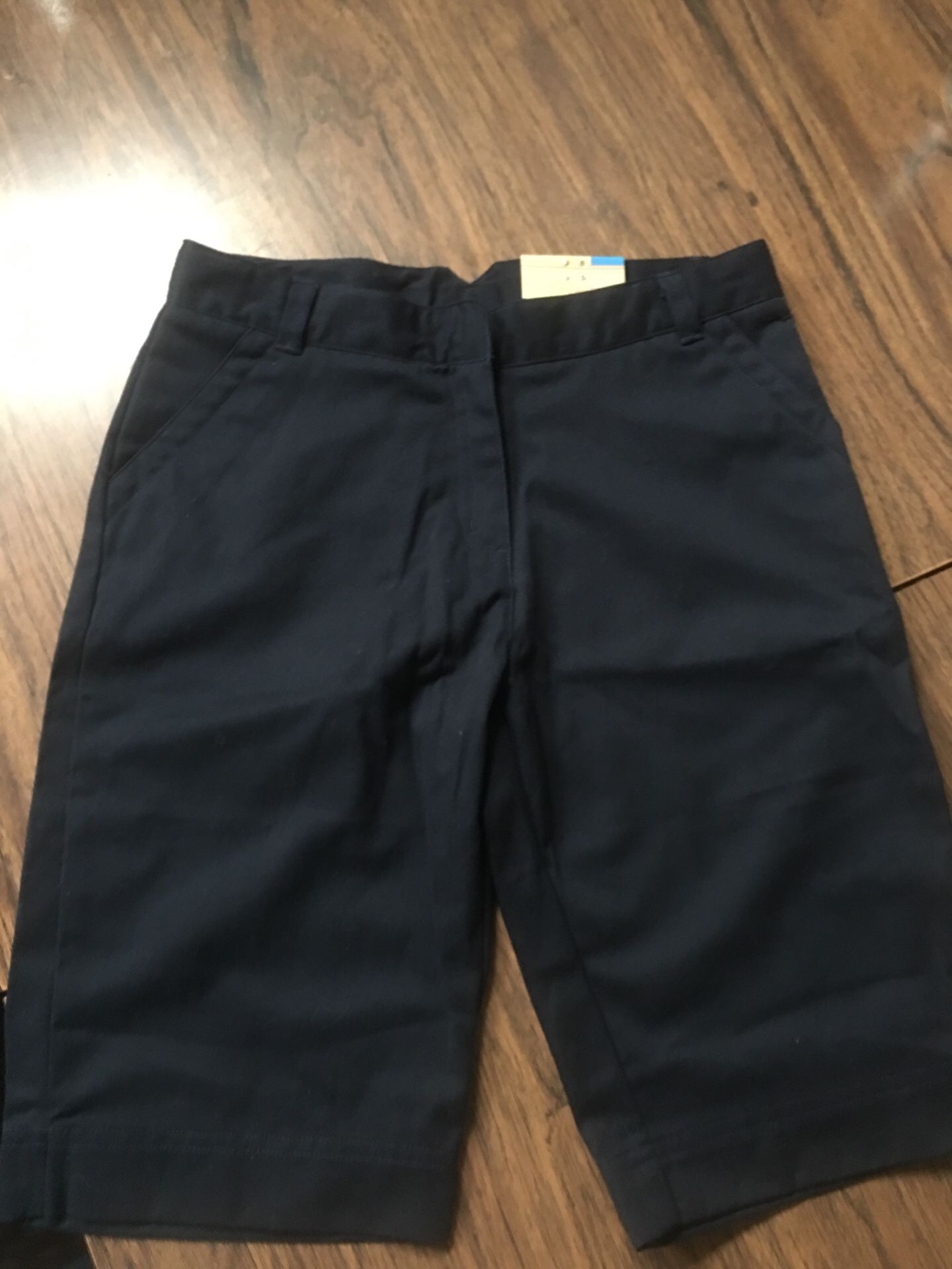 Girls dockers sz 14 uniform shorts navy