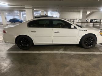 Buick Lucerne White Sedan