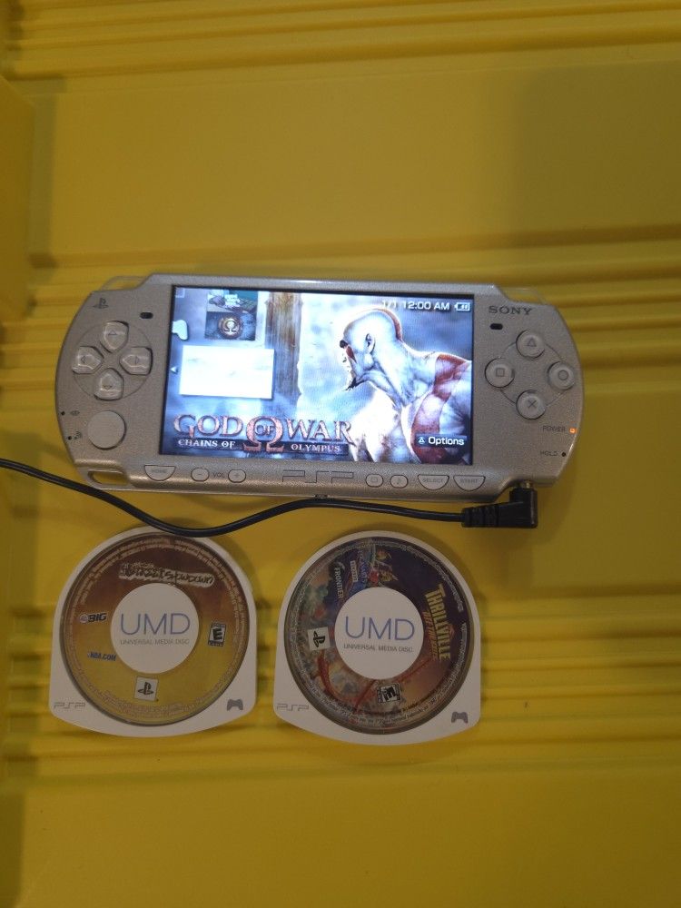 PSP 2000