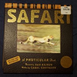 Safari: A Photicular Book