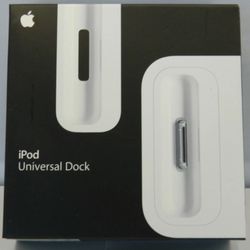 The Apple iPod Universal Charging Dock 