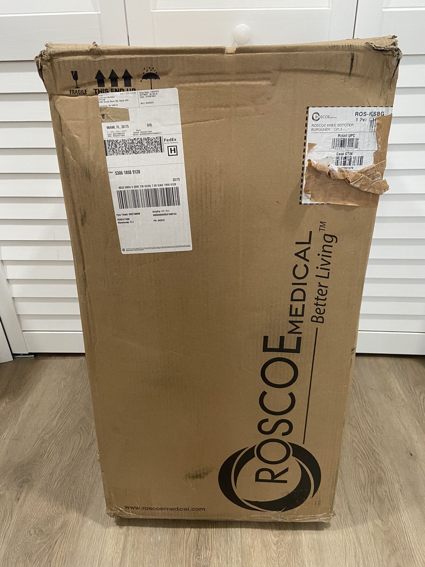 Knee Scooter New $100. Roscoe Brand In Sealed Box Never Open Bikes & Cycling