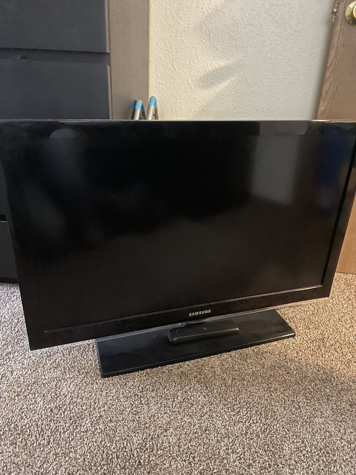 37” Samsung Tv