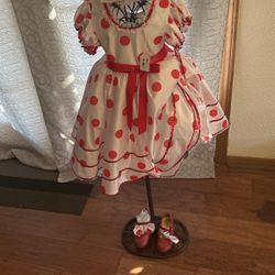 Dress Up Display 