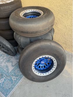 Venom forged wheels and paddle tires
