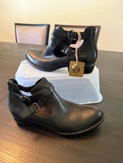 Ankle Shoe