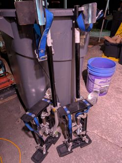 Drywall stilts