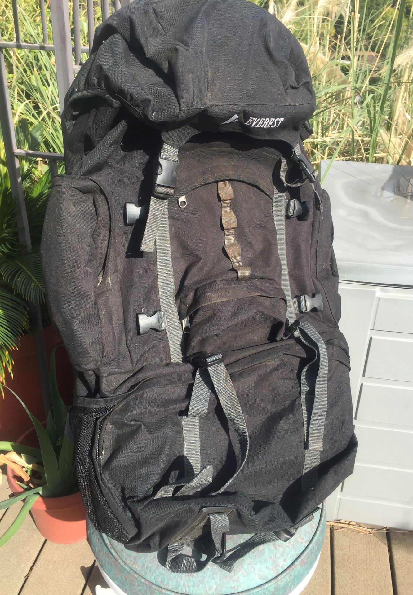 Everest Backpack Large Canvas Bag Hiking Pack w/ Metal Frame Black 8045DLX