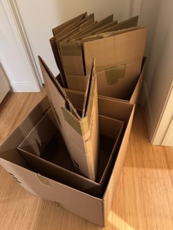 Free moving boxes