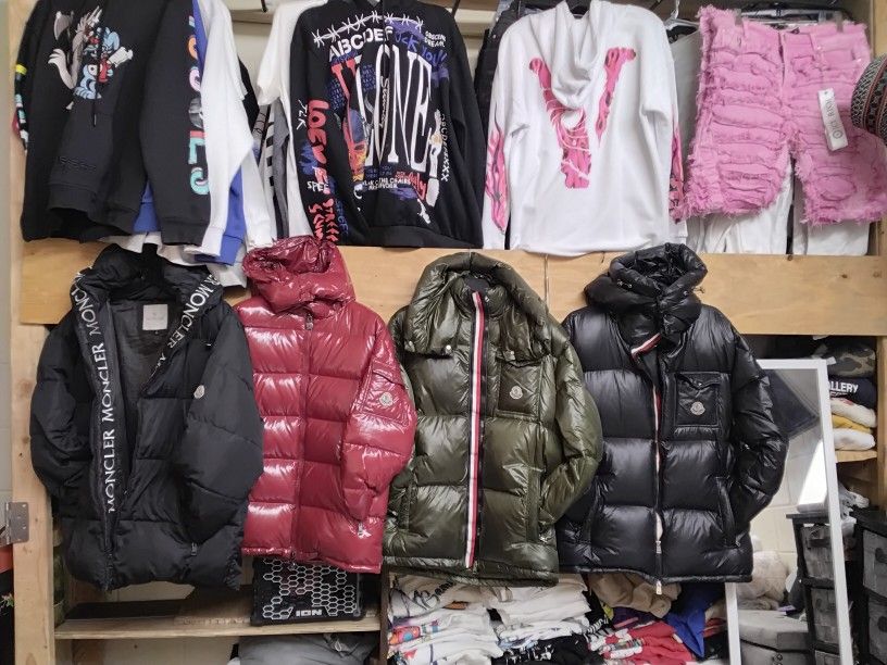 AUTHENTIC MONCLER PUFF JACKETS