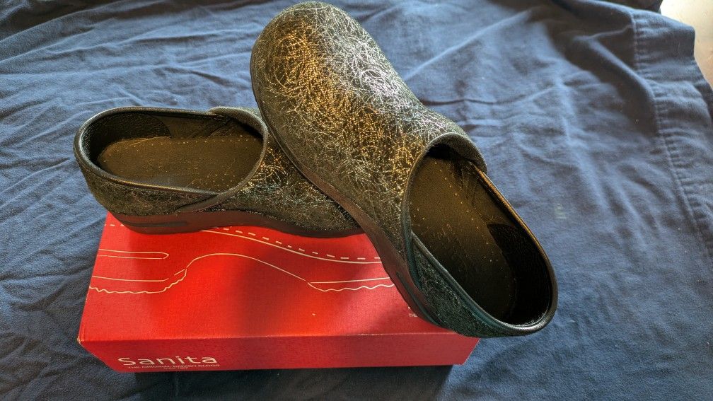 Sanita Sparkly Clogs