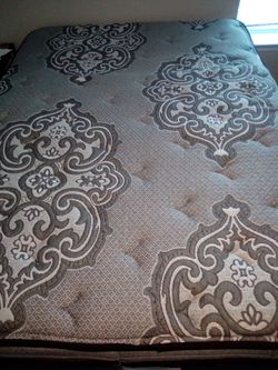 Full size mattress with box spring and frames