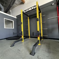 Baskerville Fit PR 1000 Squat Rack | 11 Gauge Steel | Commercial Grade | Heavy-duty | Brand New Still In The Box! Free Delivery!  