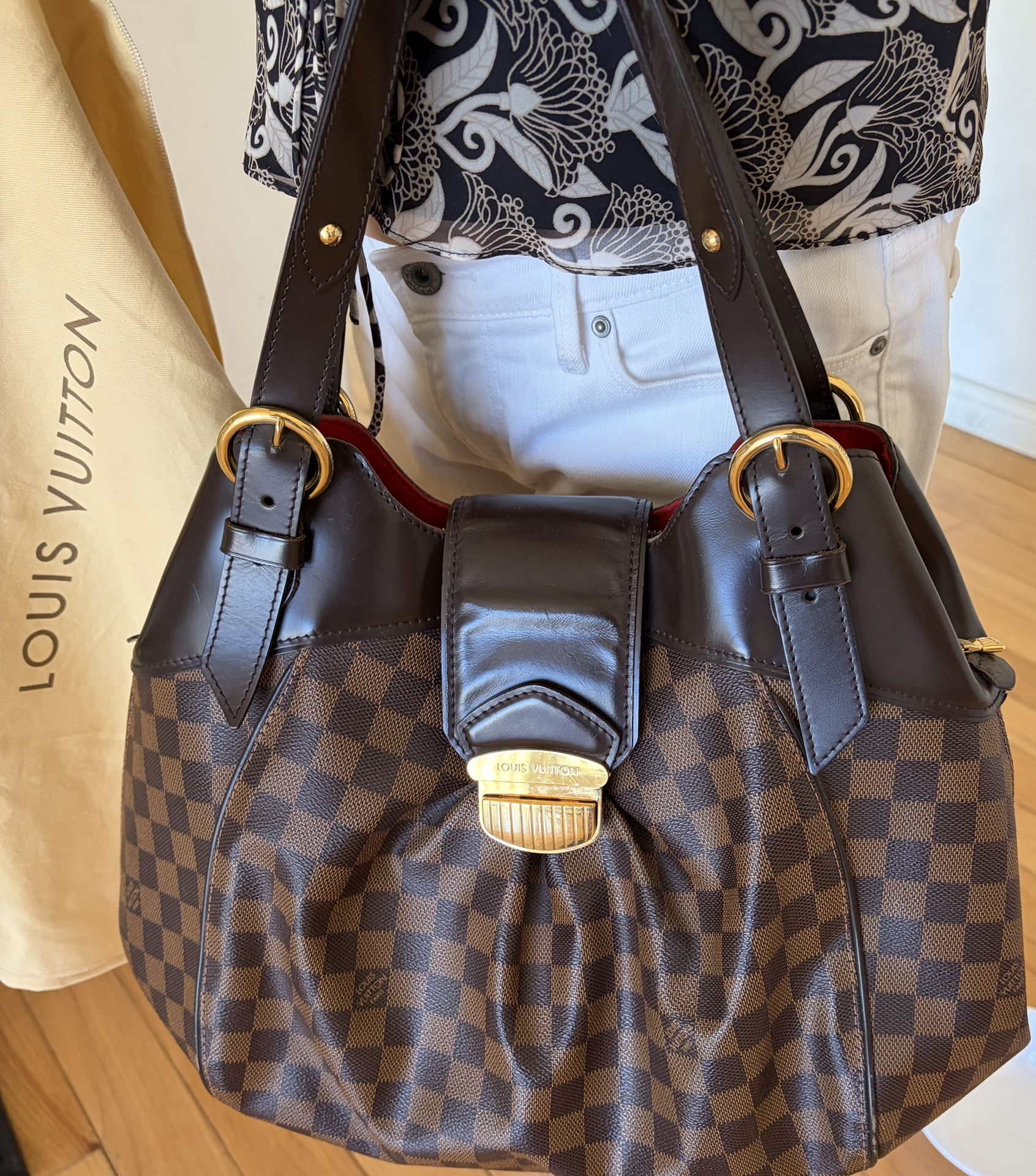 Louis Vuitton Bag 