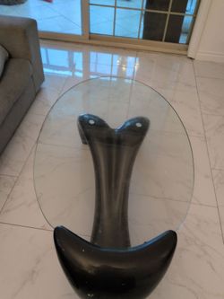 Modern glass coffee table