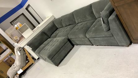 Thomasville Tisdale 6 Piece Fabric Sectional $950