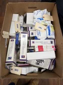 NEW* Box Full Of Different Slings, Braces, Sleeves, Wraps Etc…