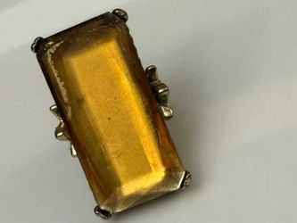 Ring with Amber gemstone