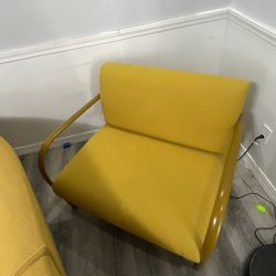 Arper Lounge Chair