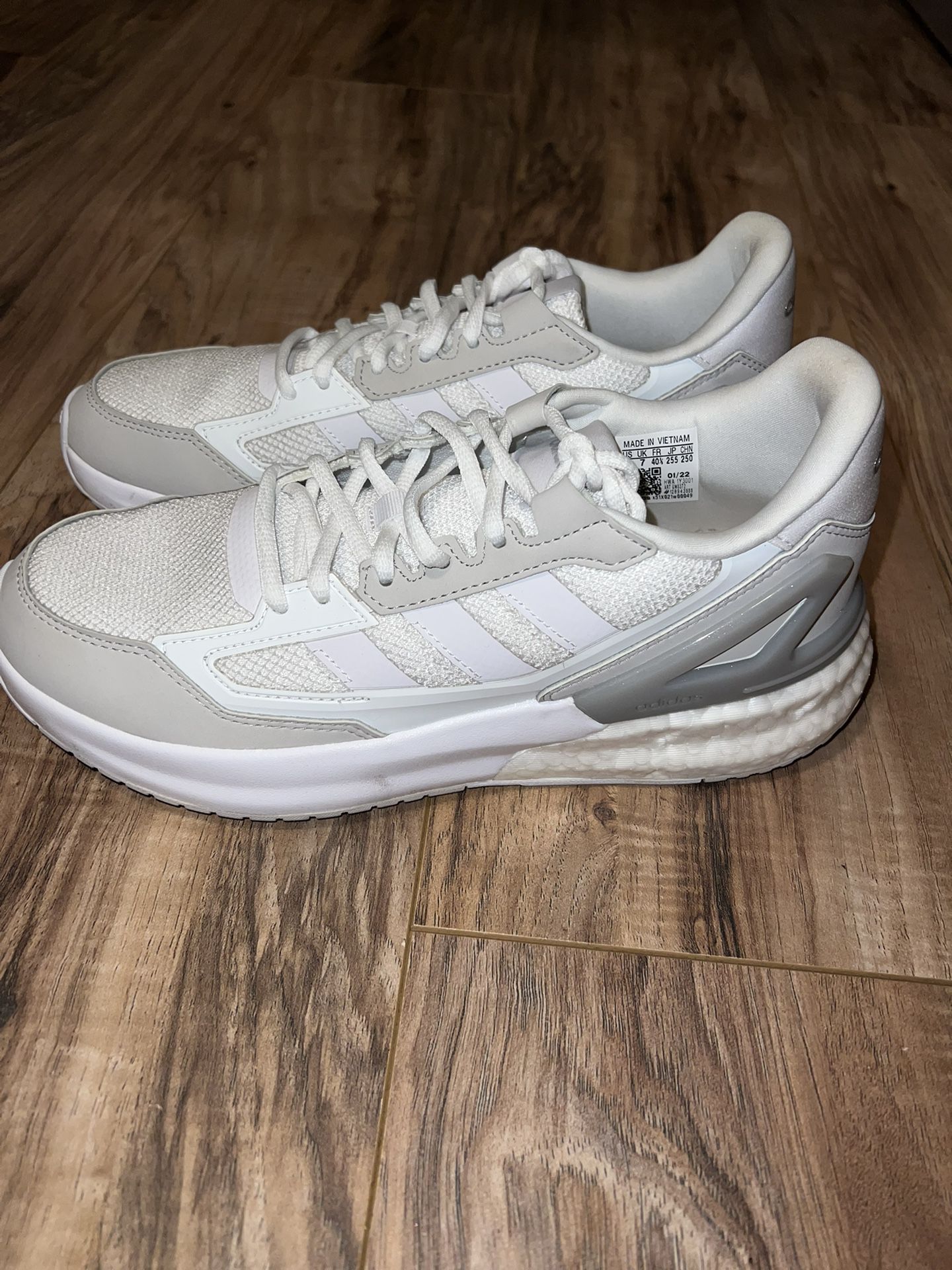 Adidas Women’s Tennis Shoes 