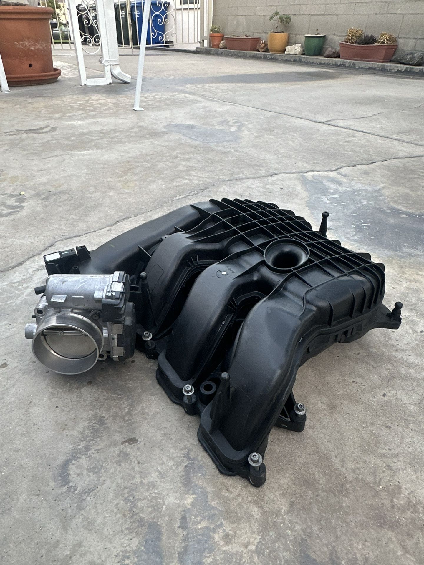 3.6 V6 Intake Manifold(Jeep, Chrysler, Dodge, Ram) 