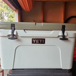 YETI Tundra 45 Ridgeline