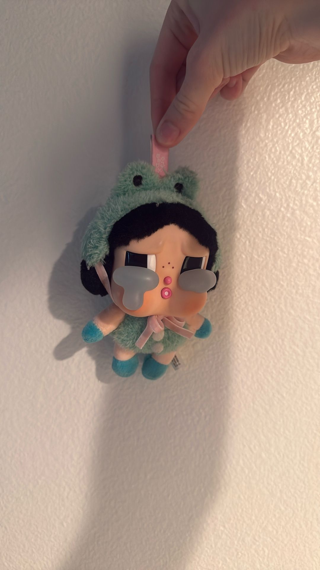AUTHENTIC FROGGY CRY BABY COLLECTABLE POP MART