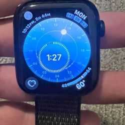 Apple Watch 7 (GPS + Cellular ) Nike Edition
