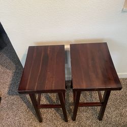 2 Bar Stools