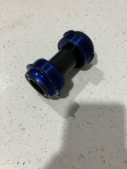 chris king bike bottom bracket