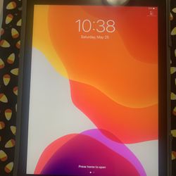 Apple iPad 5th Generation 128GB Unlocked Like New!