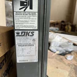 DOOR KING GATE OPERATOR WITH 1 ARM 
