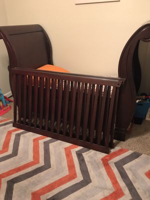 Pottery Barn Larkin Fixed Gate Sleigh Crib For Sale In Glendale