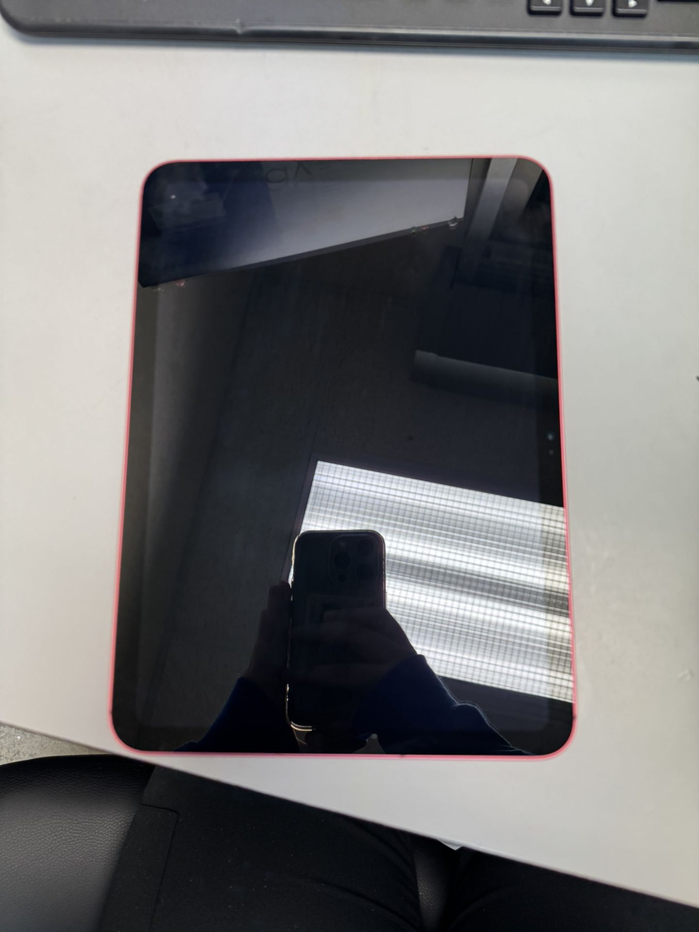 Apple iPad 10th Generation (2022) - 64GB - Pink