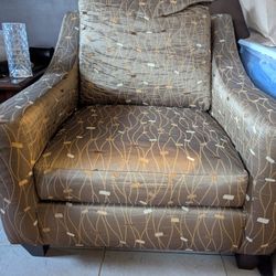 Slope Arm Accent Chair By American Signature 