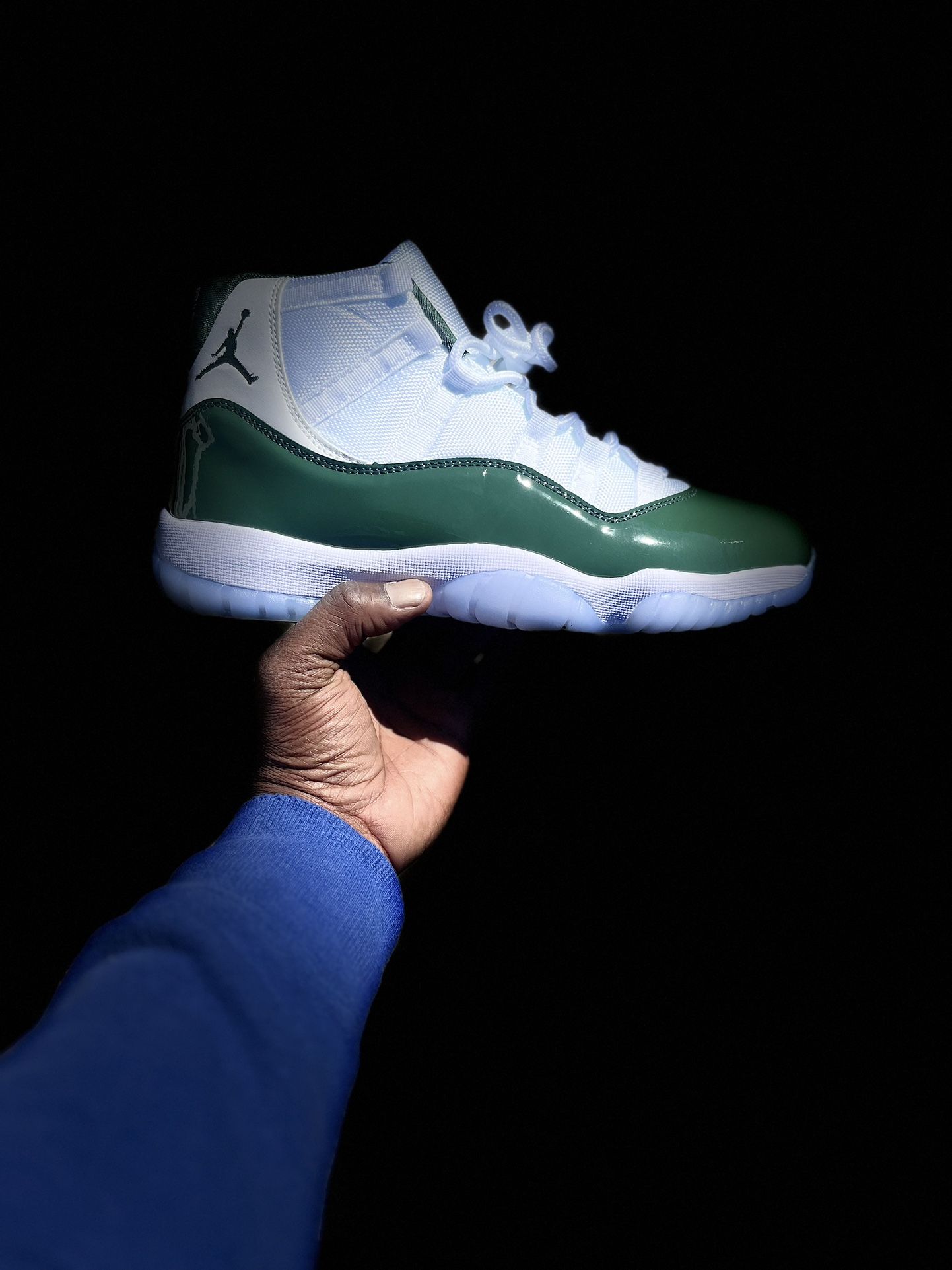 Jordan 11 Hunter Green (size 10)