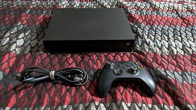 Xbox One X 1TB