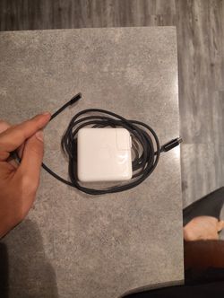 MacBook Pro/Apple Charger