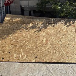 Free wood 4x4 and 2x4