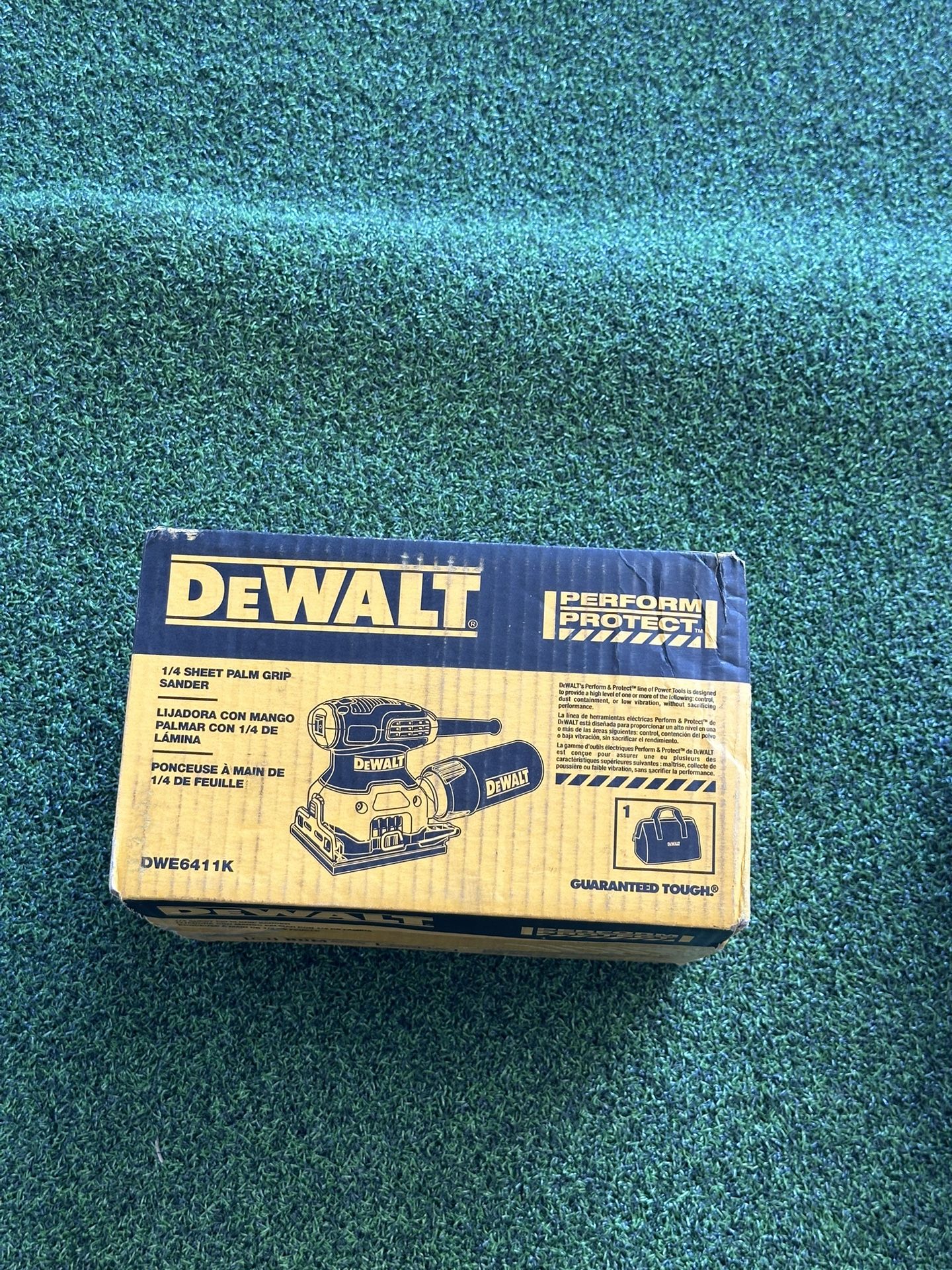 Dewalt Sander 1/4 New In box
