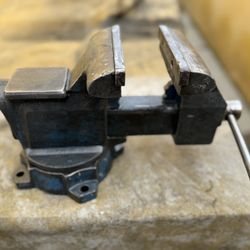 Columbian Vise