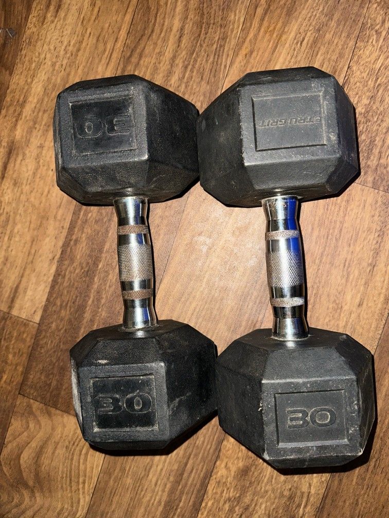 Tru Grit Fitness Mancuerna Hexagonal de Goma Negra de 30 Lb,