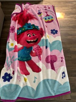 Trolls World Tour "singing Duo" Kids 46" X 60" Throw blanket