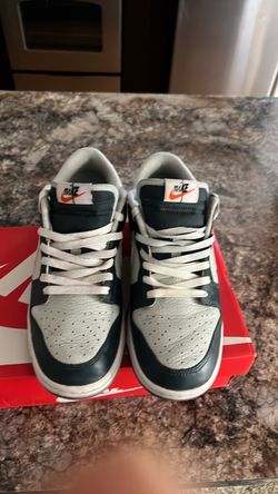 Nike tennis shoes