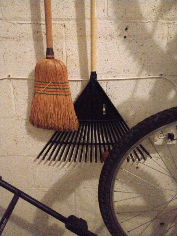 Rake & Broom