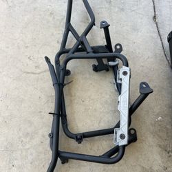 Givi Trekker Outback Side Case Mounts