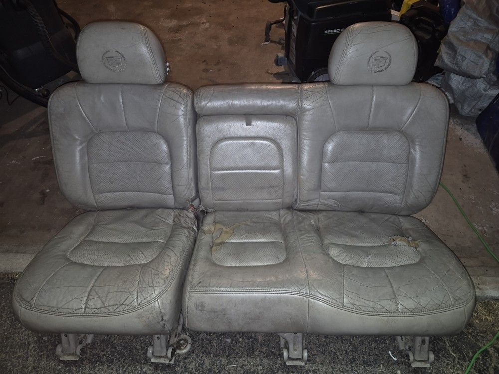 Escalade 2nd Row Seats